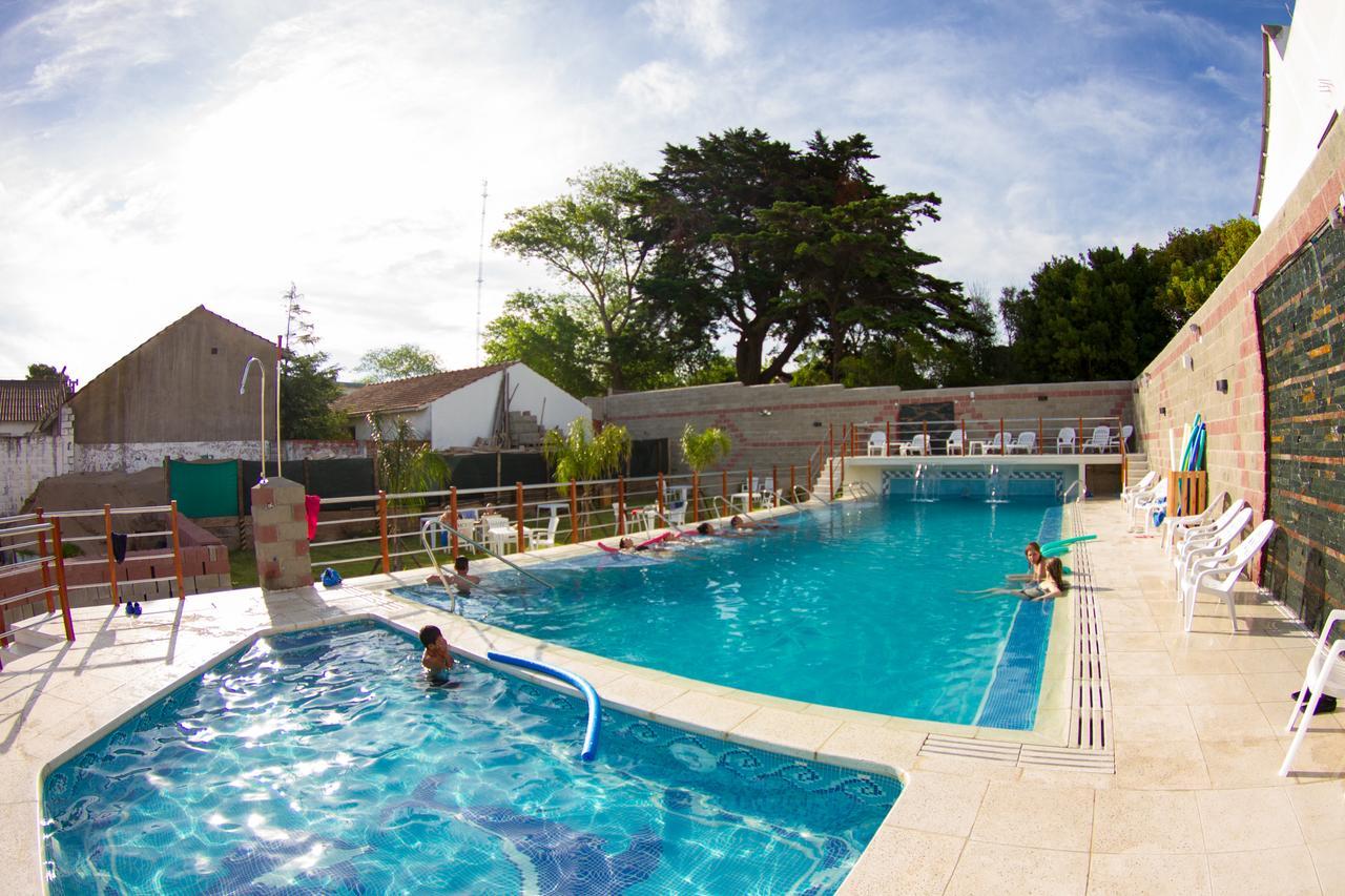 Hotel Teomar Villa Gesell Kültér fotó